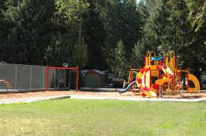 Pool 2 Park